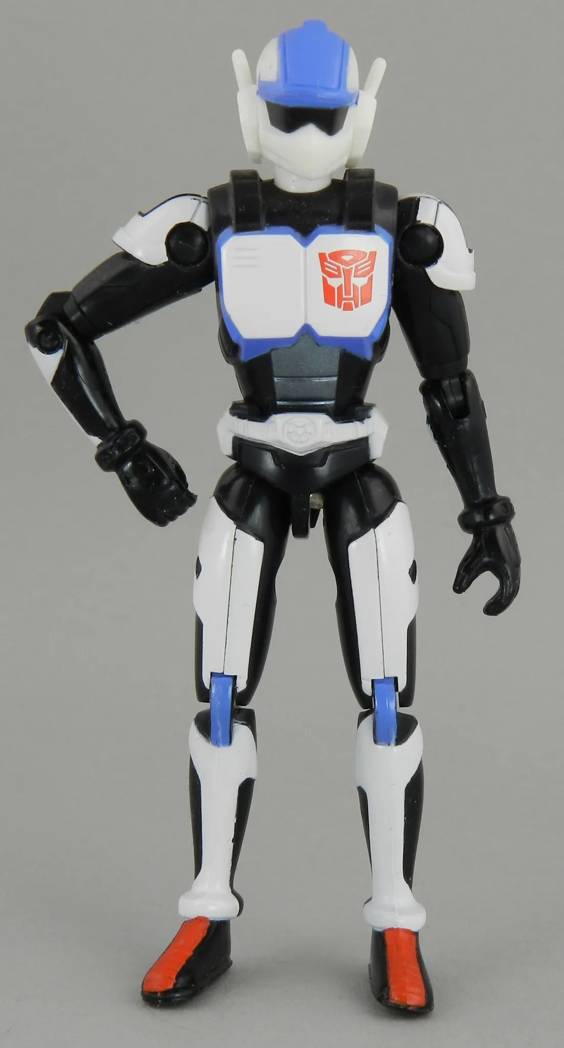 Deluxe Class Energon Kicker with High Wire | Transformers Energon