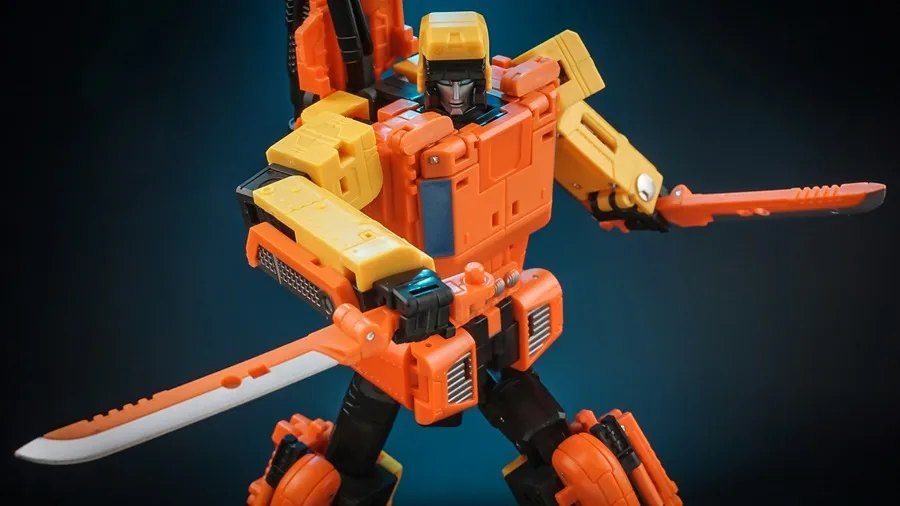 Y-03 Sworder | Unique Toys