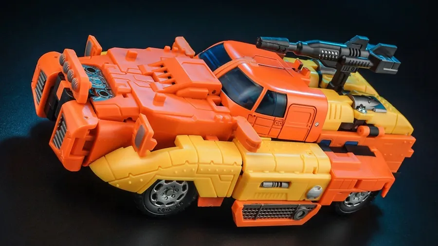 Y-03 Sworder | Unique Toys