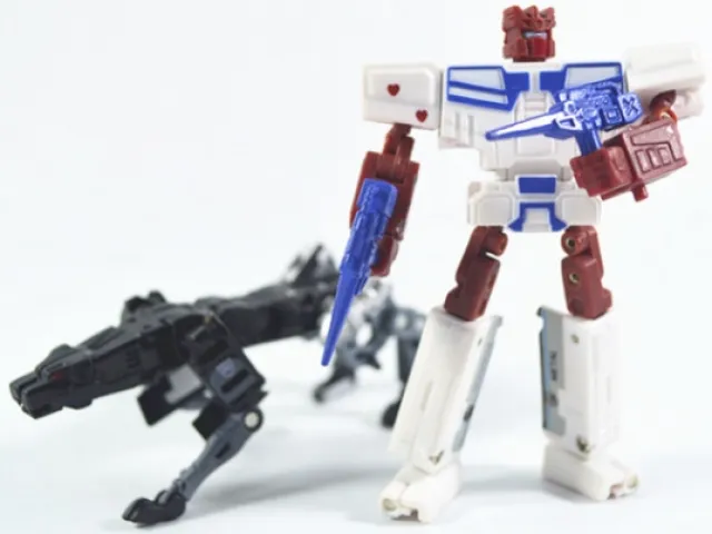 CST-13 Remix | KFC Toys