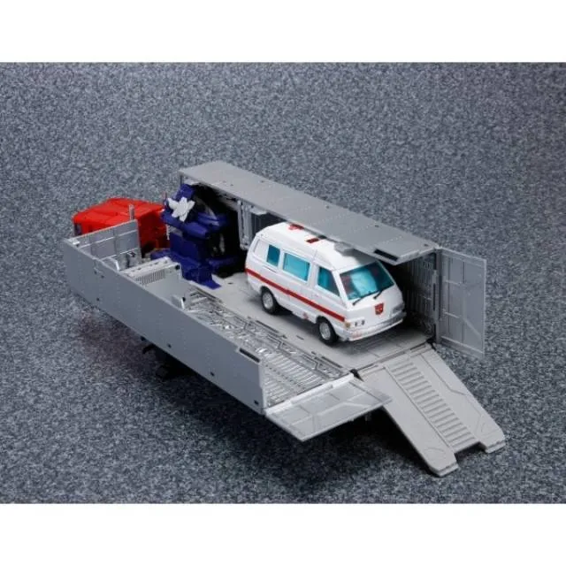 MP-30 Ratchet | Transformers Masterpiece