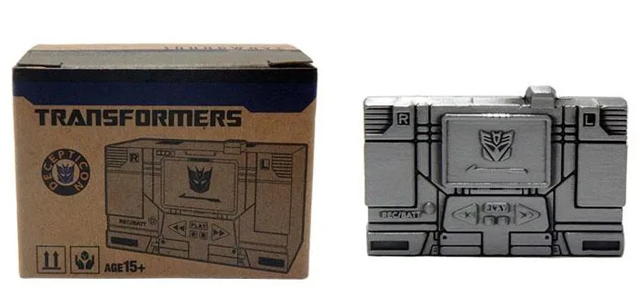 MP-02 Soundwave Mini Die-Cast Cassette Player | Transformers Masterpiece