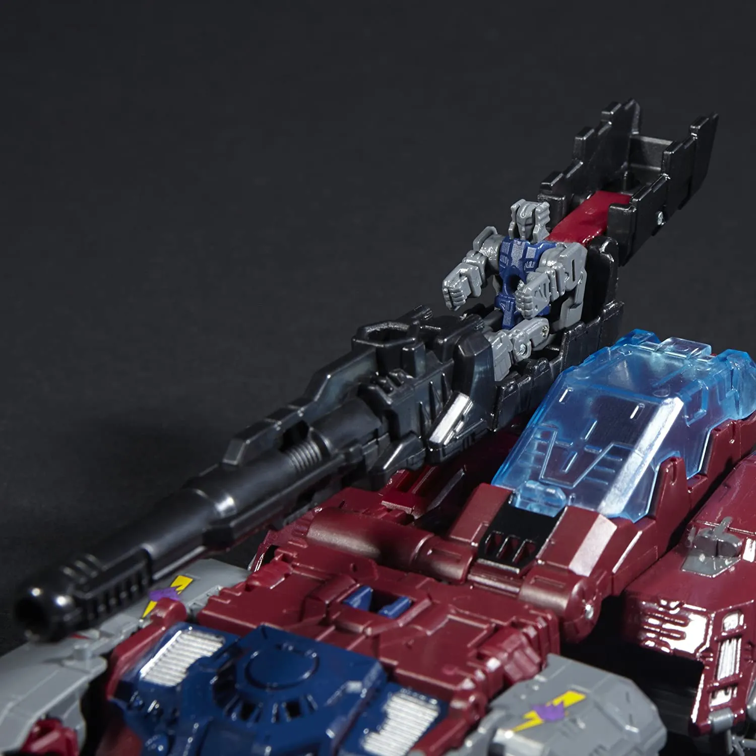 Decepticon Quake and Chasm Deluxe Class  | Transformers Generations Titans Return