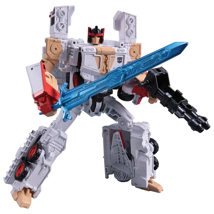 Optimus Prime Ryu and Megatron M. Bison | Transformers Street Fighter 2 | Transformers Collaborative