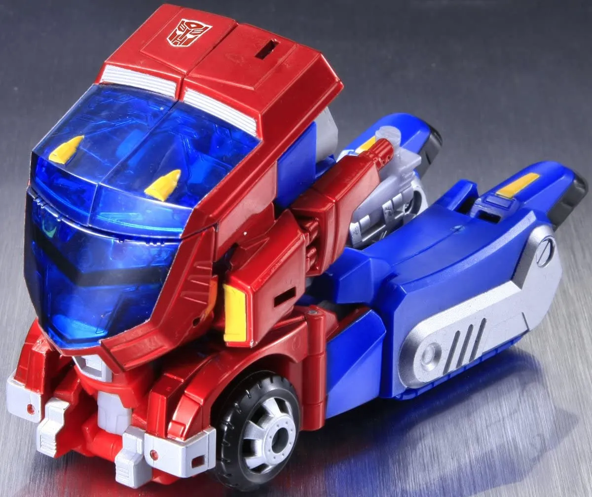 Deluxe Class Optimus Prime vs Megatron | Japanese Transformers Animated