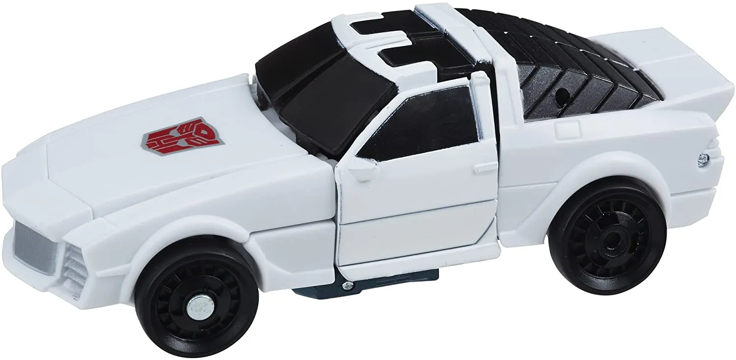 Autobot Tailgate Legends Class | Transformers Generations Power of the Primes