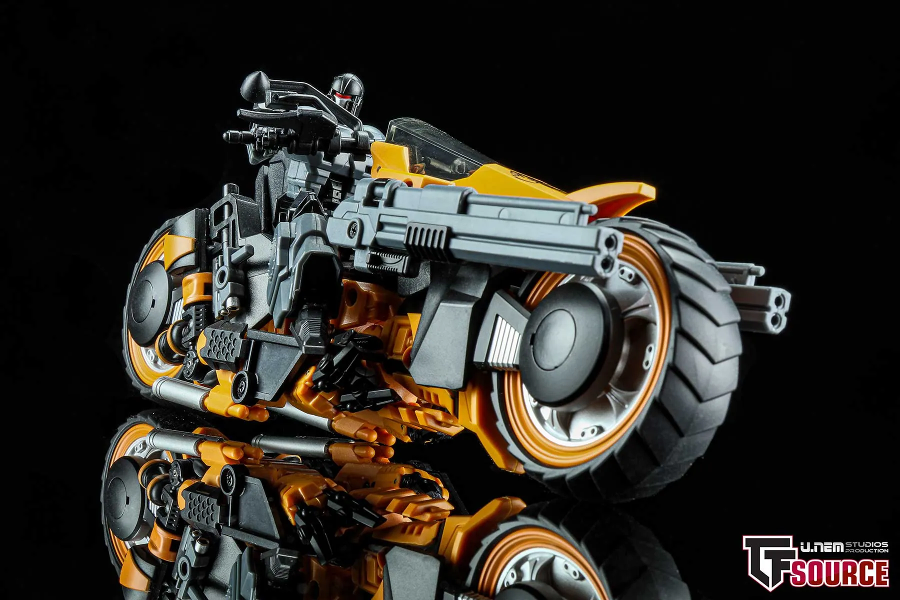 MM01 Burley Iride | The Unrustables Cybertech Series | Mayhem Mechanics