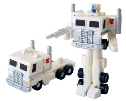 WST GTF X-4 Convoy White Version Ultra Magnus | Worlds Smallest Transformers
