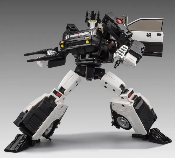 MX-17T Taiho | X-Transbots