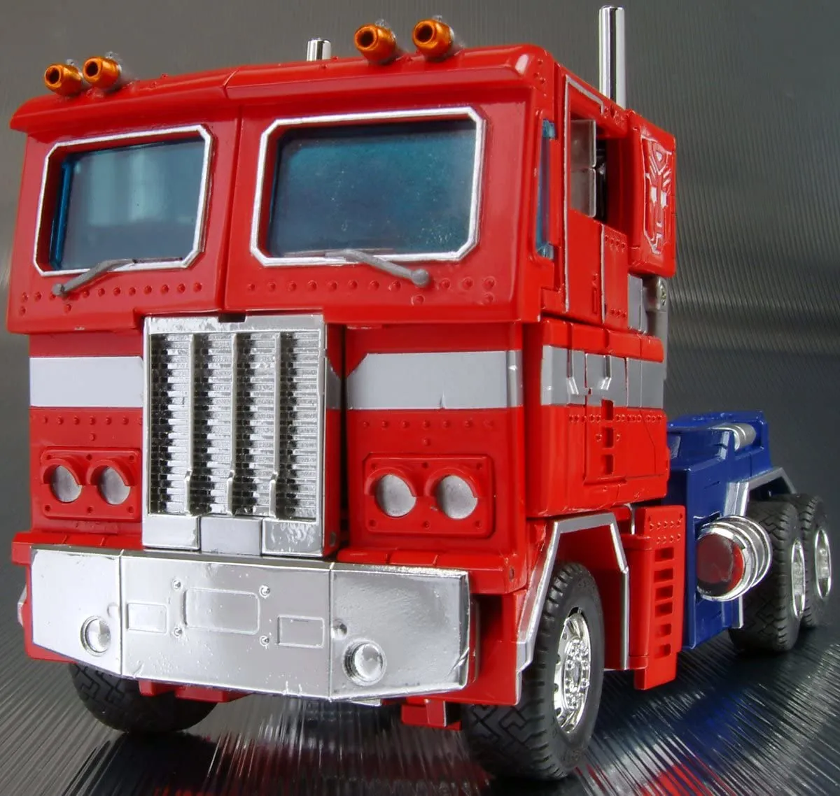 Optimus Prime 20th Anniversary Edition | Transformers Masterpiece