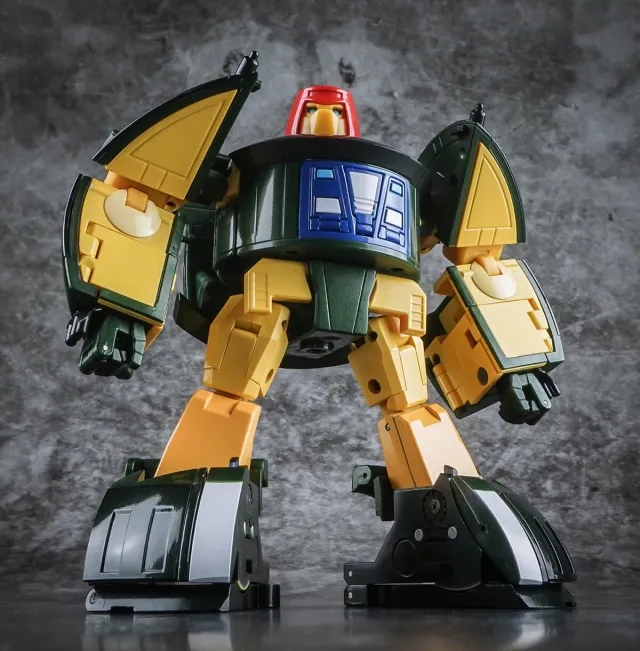 MM-9+ Klaatu Metallic Version | X-Transbots