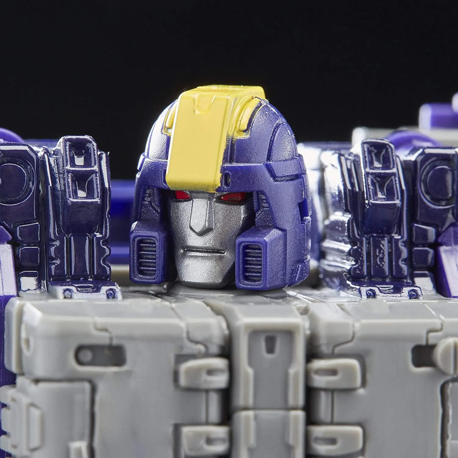 WFC-S51 Astrotrain Triple Changer Leader Class | Transformers Generations War for Cybertron Siege Chapter