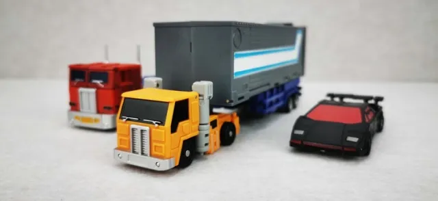 MS-B18X Light of Justice Metallic Version | Magic Square