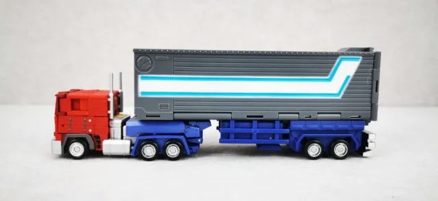 MS-B18X Light of Justice Metallic Version | Magic Square