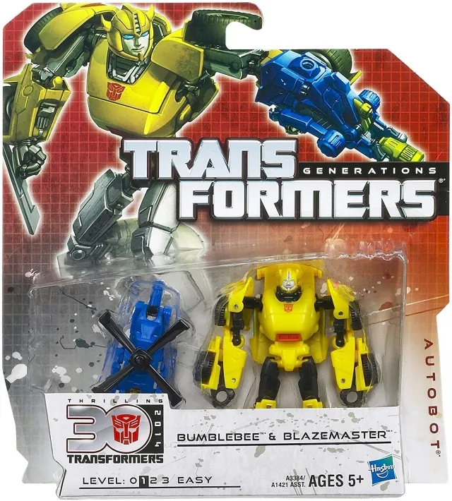 Legends Class Bumblebee and Blazemaster | Transformers Generations Thrilling 30
