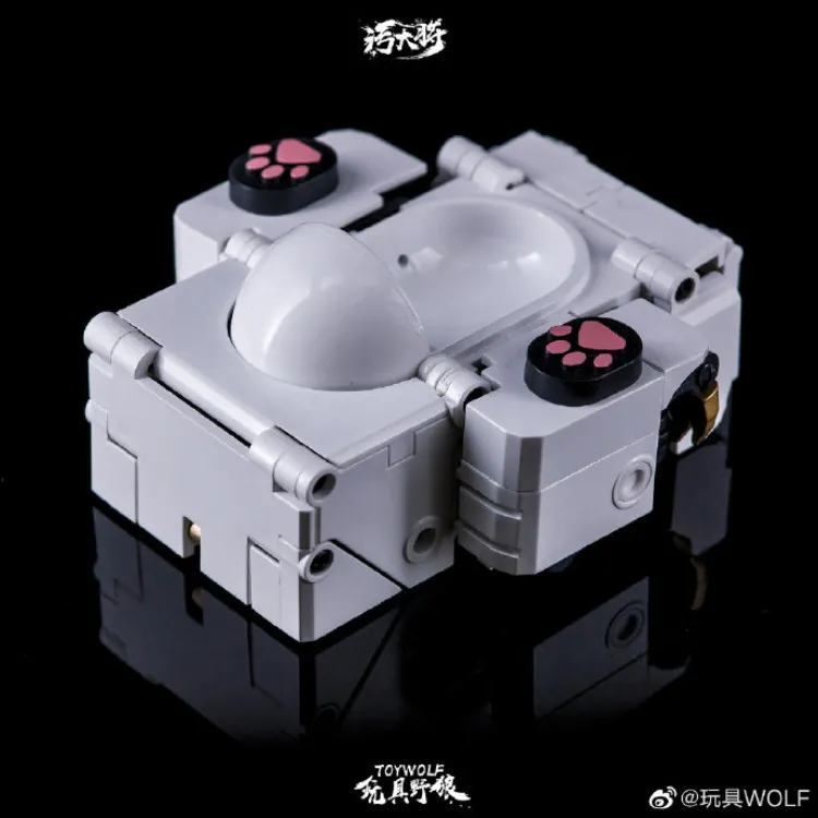 W-03 Fortune Cat | Toywolf