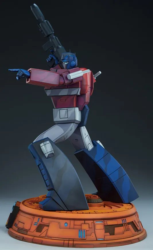 Transformers G1 Museum Scale Optimus Prime Statue