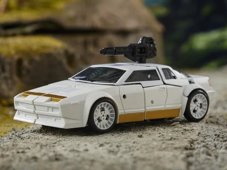 WFC-E37 Runamuck Deluxe Class | Transformers Generations War for Cybertron Earthrise Chapter