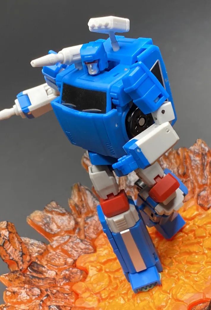 MS-B09Y Blue Trailblazer Limited Edition  | Magic Square