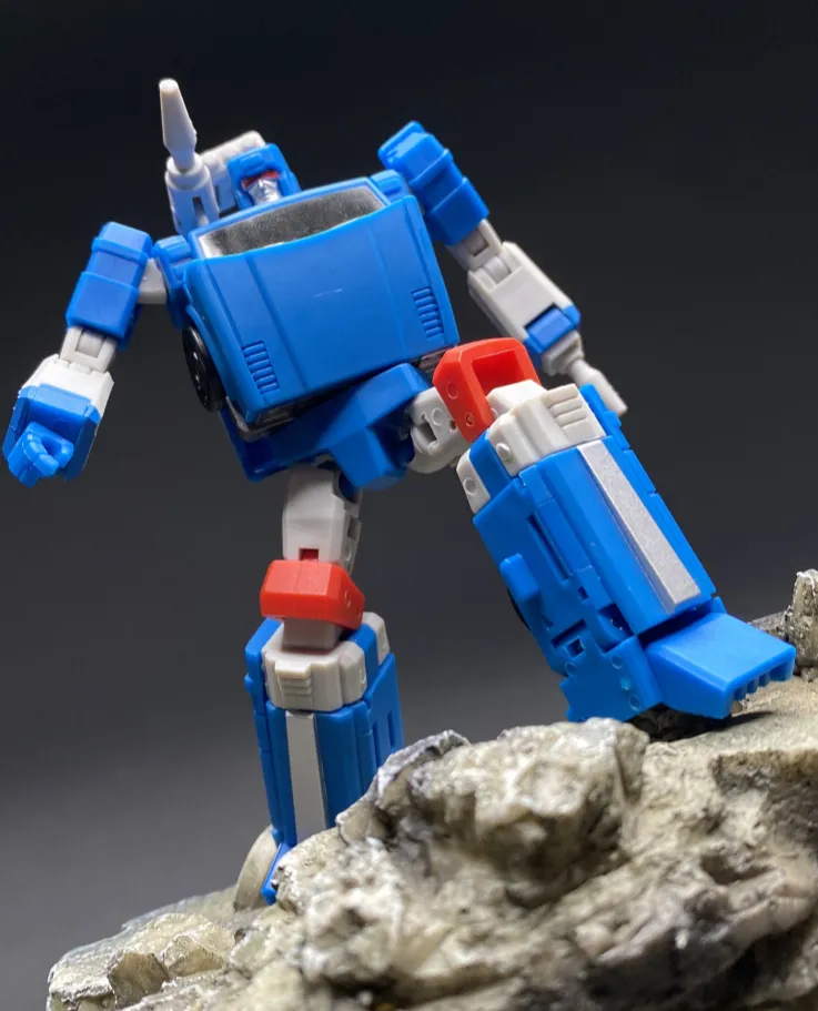 MS-B09Y Blue Trailblazer Limited Edition  | Magic Square