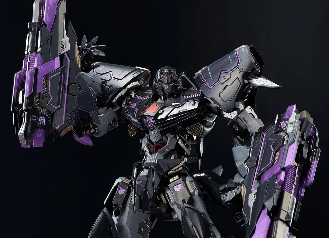 05 Megatron |  Transformers Kuro Kara Kuri | Flame Toys