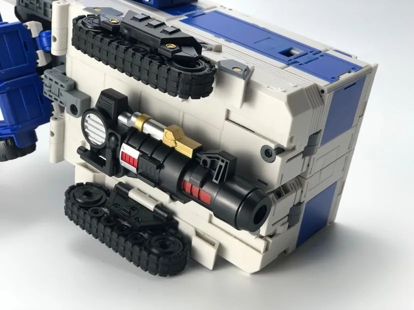MB-15 Naval Commander | Fans Hobby
