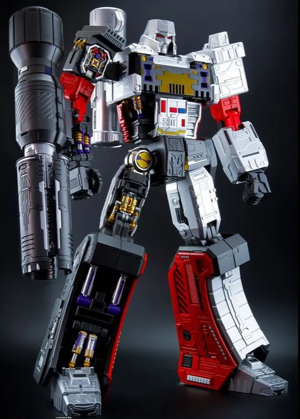 UM-03 Megatron 17-inch Figure | Transformers Ultimetal
