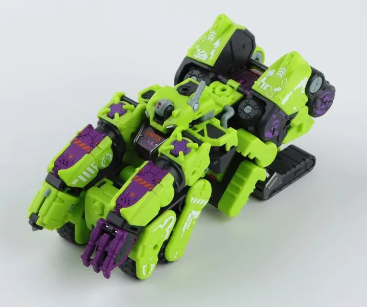 MB-12DE Landbreaker Elite | 52Toys MegaBOX