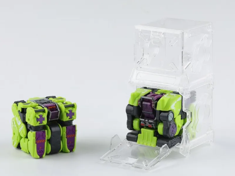 MB-12DE Landbreaker Elite | 52Toys MegaBOX