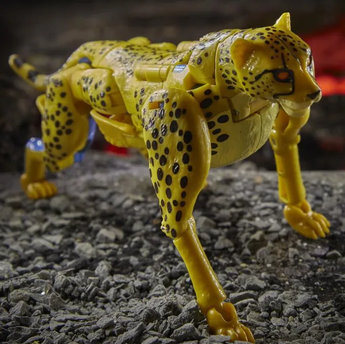 WFC-K4 Cheetor Deluxe Class | Transformers Generations War for Cybertron Kingdom Chapter