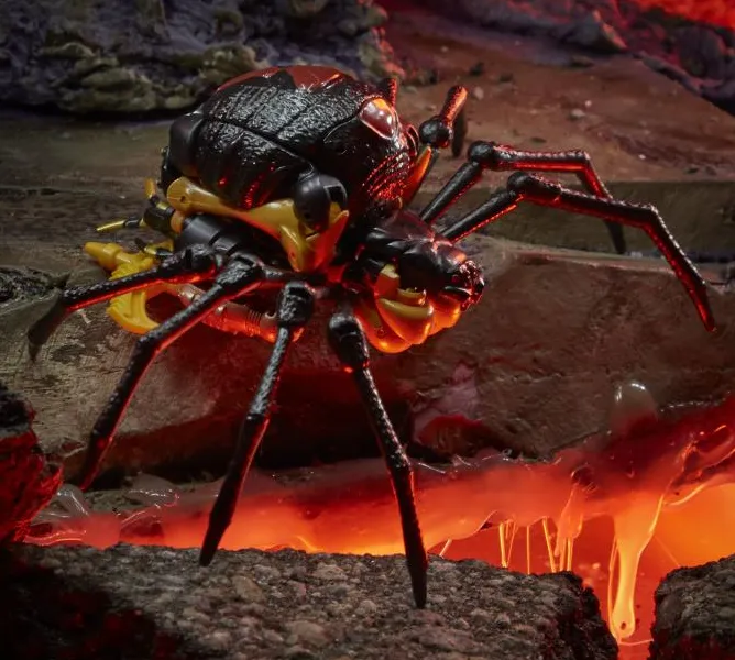 WFC-K5 Blackarachnia Deluxe Class | Transformers Generations War for Cybertron Kingdom Chapter