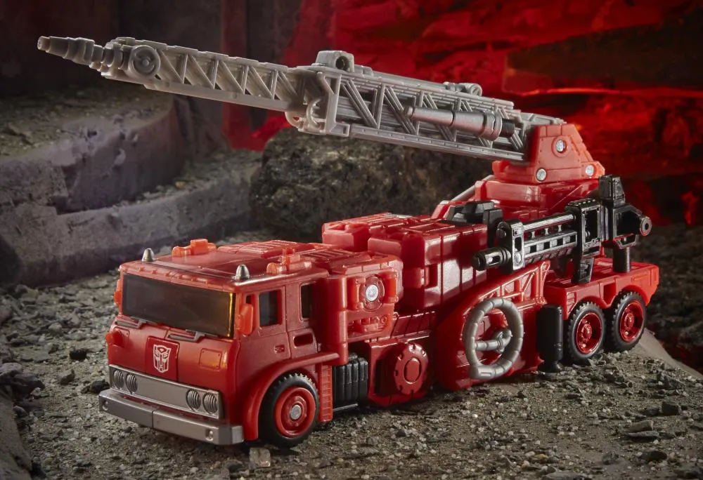 WFC-K19 Inferno Voyager Class | Transformers Generations War for Cybertron Kingdom Chapter