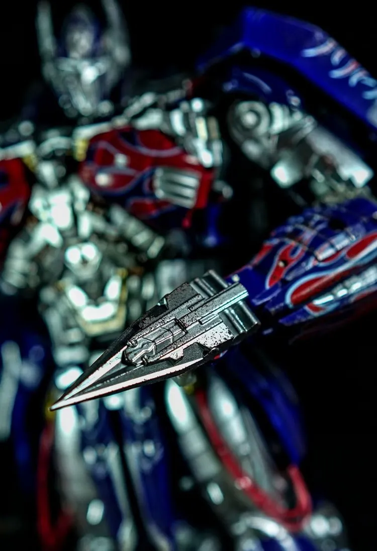 R-02D Challenger Battle Damage Version | Unique Toys