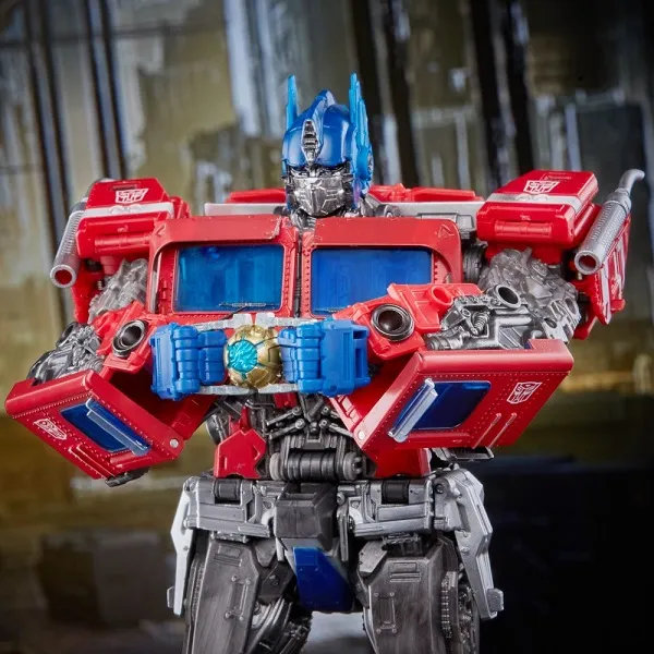 MPM-12 Optimus Prime | Transformers Masterpiece Movie Series