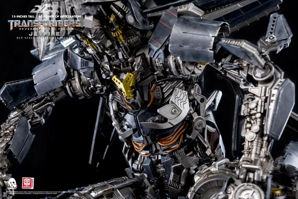 Jetfire DLX Scale Collectible Figure | Transformers Transformers: Revenge Of The Fallen | threezero