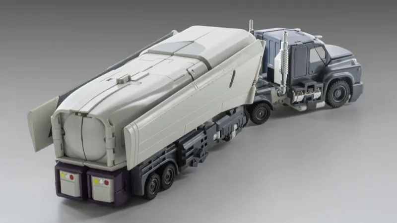 Stratotanker Metallic Version | KFC Toys