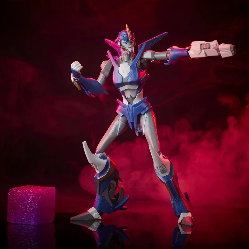 Arcee 6-Inch Scale | R.E.D. [Robot Enhanced Design] | Transformers Generations