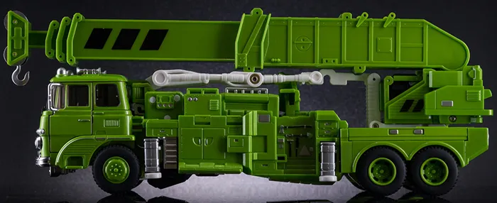 MX-35 Caravaggio | X-Transbots