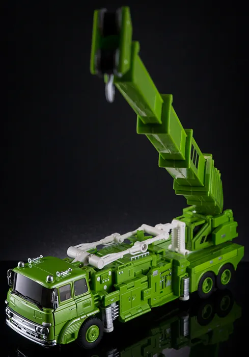 MX-35 Caravaggio | X-Transbots