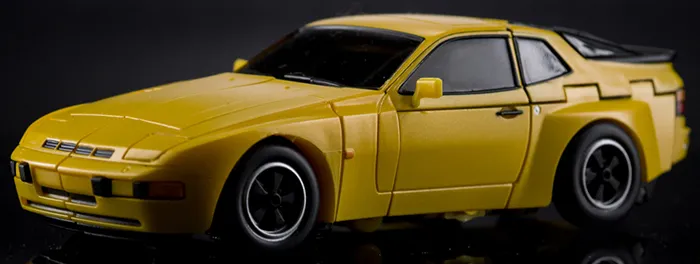 MM-10Y Toro Yellow Version Limited Edition | X-Transbots