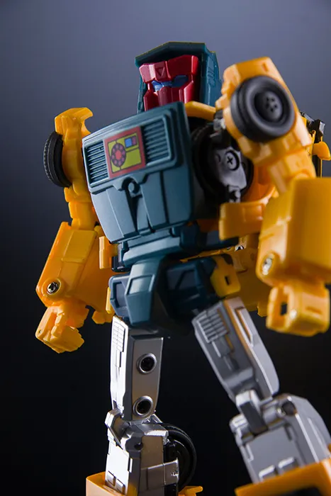 MM-7Y Hatch Yellow Version Limited Edition | X-Transbots