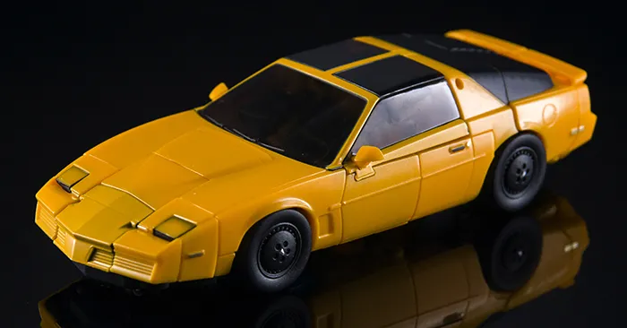 MM-7Y Hatch Yellow Version Limited Edition | X-Transbots