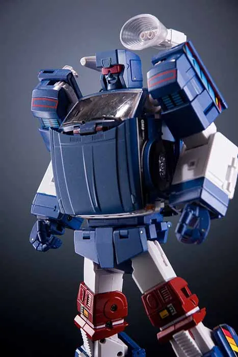 MX-8B Aegis Striker Type Diamond Version Limited Edition | X-Transbots