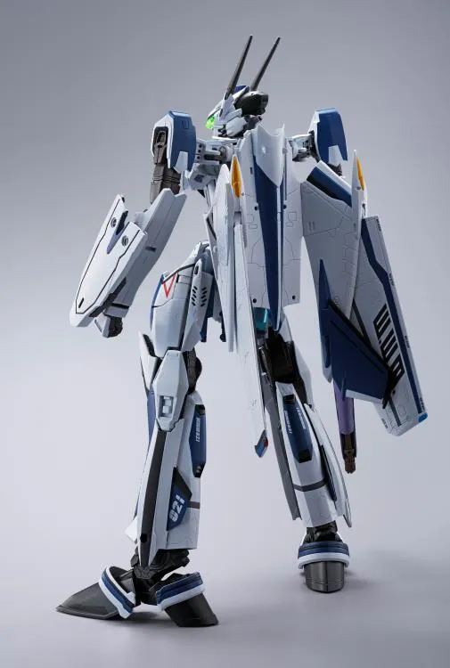 VF-25 Messiah Valkyrie Worldwide Anniversary Version DX Chogokin | Macross Frontier | Bandai Spirits