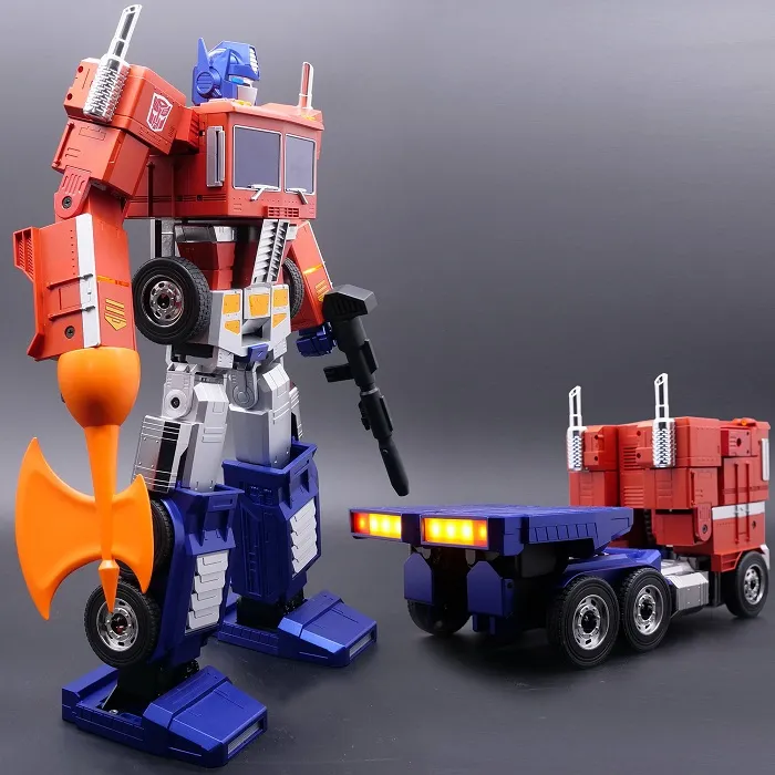 Optimus Prime Flagship Series | Robosen Transformers Robot