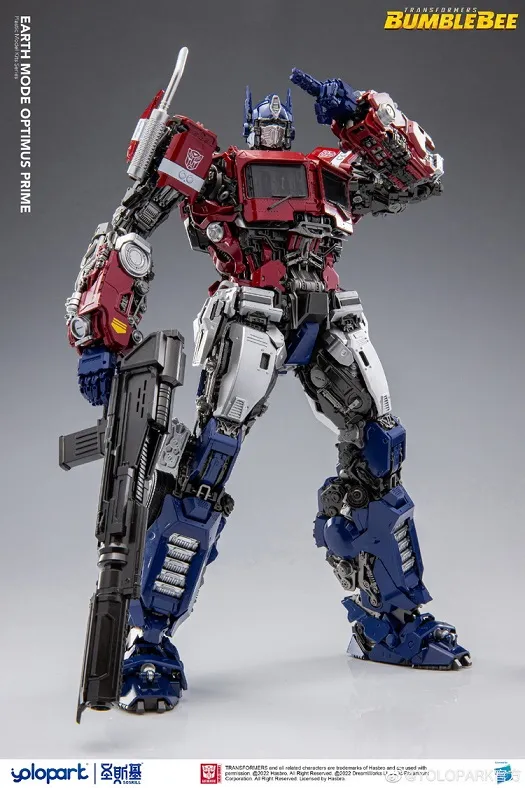 Optimus Prime Earth Mode Plastic Model Kit | Transformers: Bumblebee | yolopark