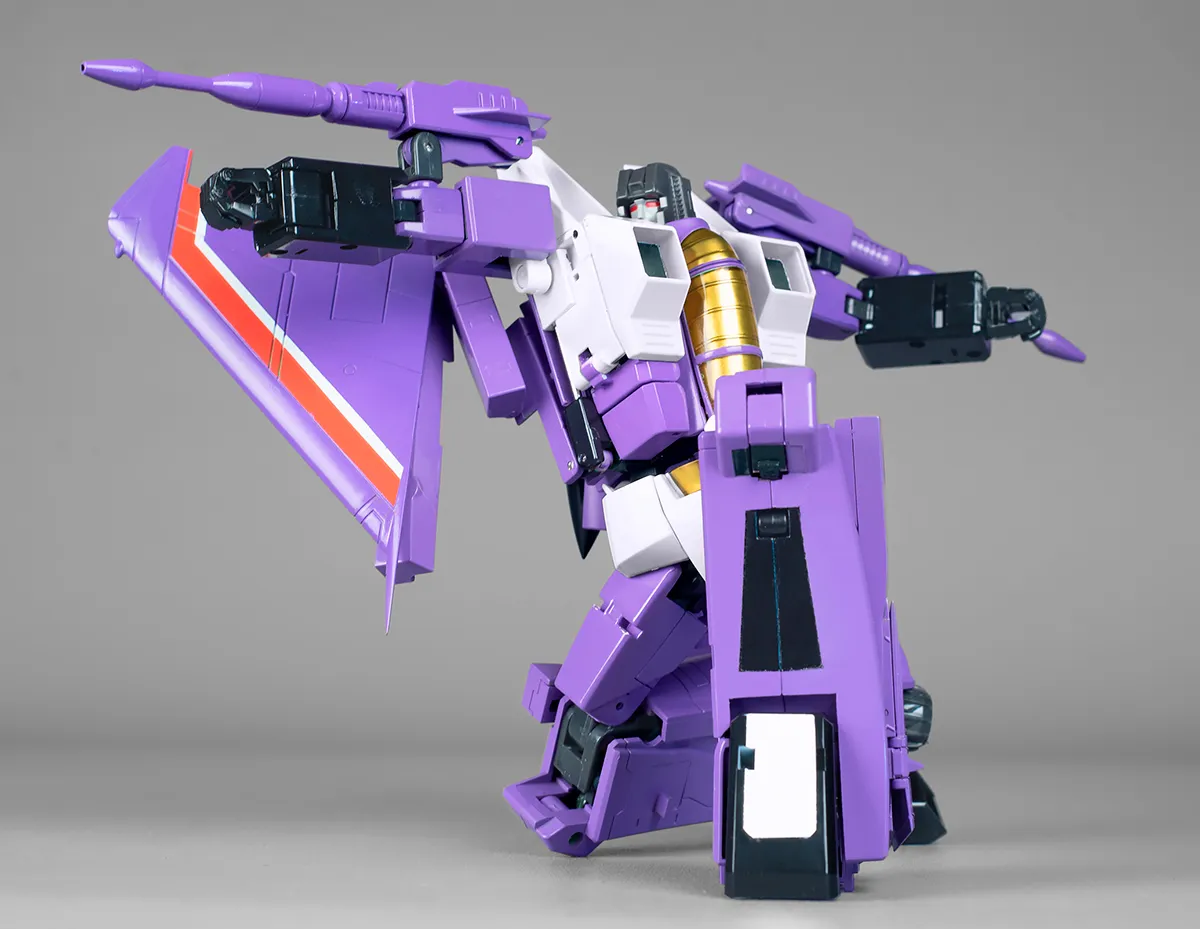 MTRM-EX04 Skyclone Convention Exclusive | MakeToys | Re: Master Ex