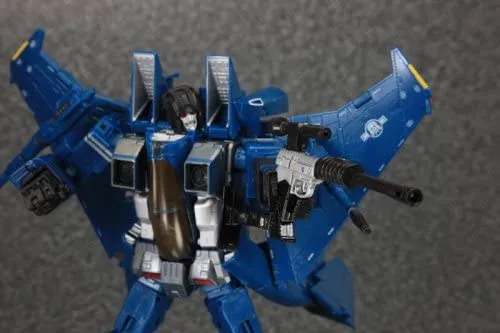 MP-07 Thundercracker | Transformers Masterpiece