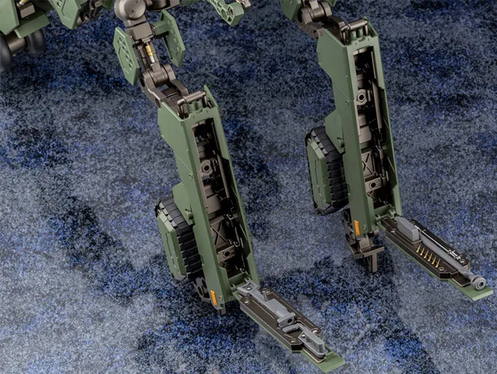Hightrager 1/24 Scale Model Kit | Hexa Gear | Kotobukiya