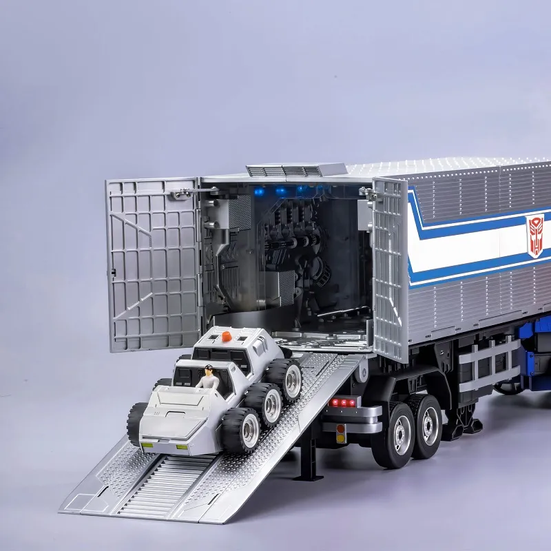 Optimus Prime Trailer Flagship Series | Robosen Transformers Robot